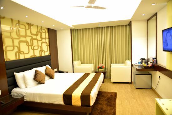 The Red Leaf Hotel
